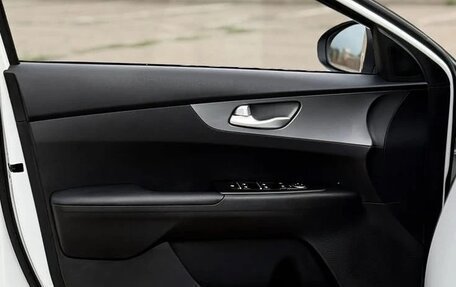 KIA K3, 2023 год, 1 860 000 рублей, 12 фотография