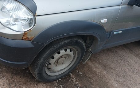Chevrolet Niva I рестайлинг, 2012 год, 300 000 рублей, 8 фотография