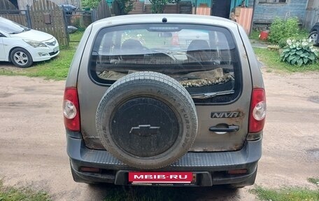 Chevrolet Niva I рестайлинг, 2012 год, 300 000 рублей, 5 фотография