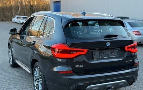 BMW X3, 2018 год, 2 700 000 рублей, 3 фотография