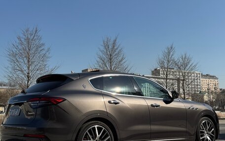 Maserati Levante I, 2022 год, 6 900 000 рублей, 21 фотография
