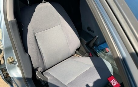 Nissan Almera, 2005 год, 390 000 рублей, 24 фотография