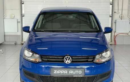 Volkswagen Polo VI (EU Market), 2011 год, 829 000 рублей, 2 фотография