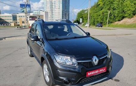 Renault Sandero II рестайлинг, 2016 год, 900 000 рублей, 1 фотография