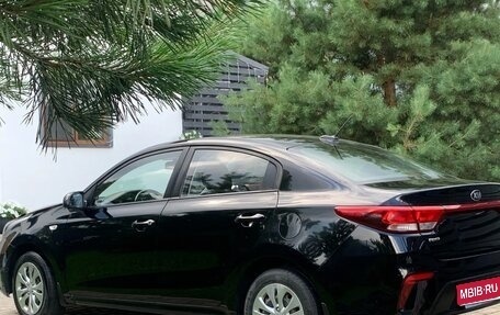 KIA Rio IV, 2017 год, 1 090 000 рублей, 1 фотография