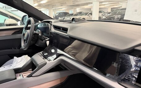 Porsche Cayenne, 2026 год, 31 000 000 рублей, 14 фотография
