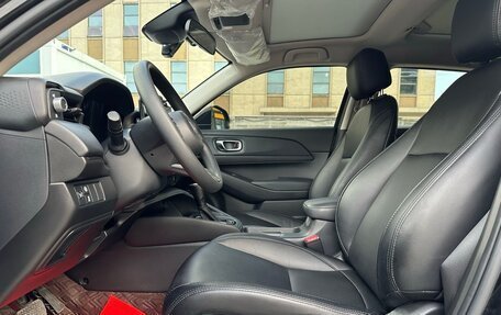 Honda Vezel, 2023 год, 1 800 000 рублей, 6 фотография