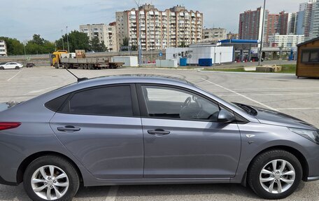 Hyundai Solaris II рестайлинг, 2021 год, 1 650 000 рублей, 4 фотография