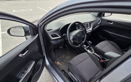 Hyundai Solaris II рестайлинг, 2021 год, 1 650 000 рублей, 8 фотография