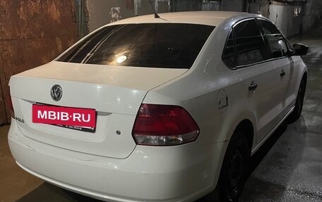 Volkswagen Polo VI (EU Market), 2012 год, 860 000 рублей, 2 фотография