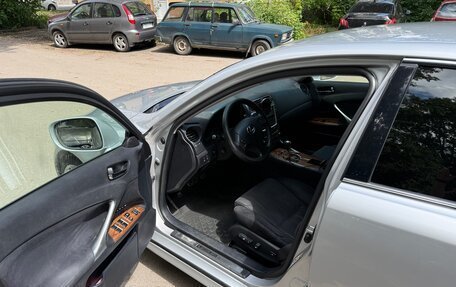 Lexus IS II рестайлинг 2, 2007 год, 1 300 000 рублей, 12 фотография