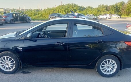Hyundai Solaris II рестайлинг, 2012 год, 870 000 рублей, 9 фотография