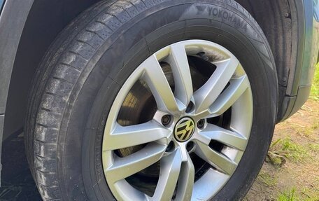 Volkswagen Tiguan I, 2014 год, 1 230 000 рублей, 10 фотография