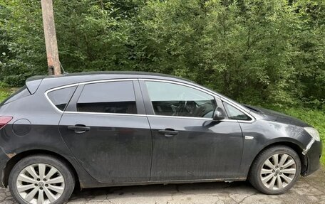 Opel Astra J, 2011 год, 535 000 рублей, 5 фотография