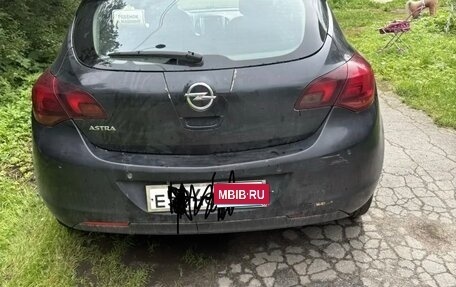 Opel Astra J, 2011 год, 535 000 рублей, 4 фотография