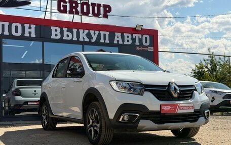 Renault Logan II, 2022 год, 1 330 000 рублей, 3 фотография