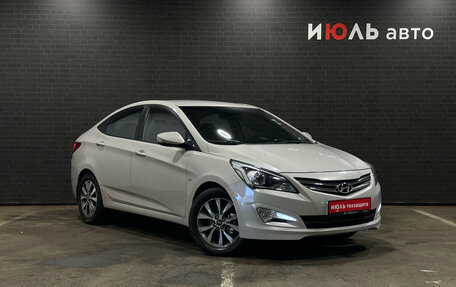 Hyundai Solaris II рестайлинг, 2015 год, 1 250 000 рублей, 3 фотография