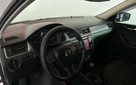 Skoda Rapid I, 2017 год, 935 000 рублей, 8 фотография