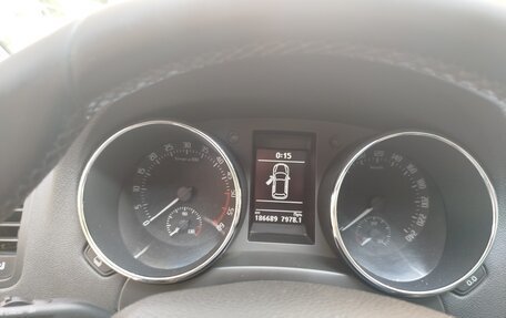 Skoda Yeti I рестайлинг, 2014 год, 1 450 000 рублей, 6 фотография