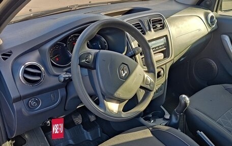 Renault Sandero II рестайлинг, 2016 год, 900 000 рублей, 9 фотография
