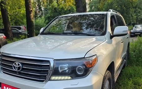 Toyota Land Cruiser 200, 2012 год, 3 200 000 рублей, 2 фотография