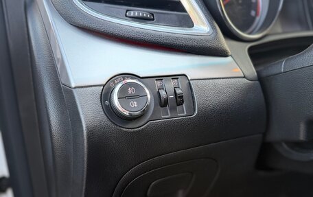 Opel Mokka I, 2013 год, 799 999 рублей, 38 фотография