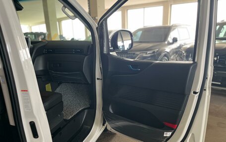 Hyundai Staria, 2025 год, 5 595 000 рублей, 16 фотография