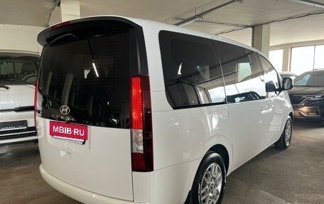 Hyundai Staria, 2025 год, 5 595 000 рублей, 4 фотография