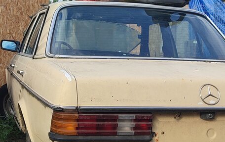Mercedes-Benz W123, 1985 год, 111 111 рублей, 1 фотография