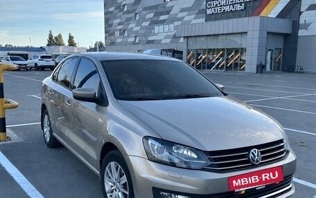 Volkswagen Polo VI (EU Market), 2015 год, 900 000 рублей, 6 фотография