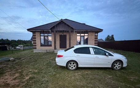 Peugeot 408 I рестайлинг, 2015 год, 720 000 рублей, 2 фотография