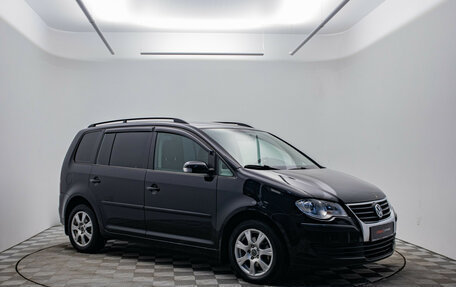 Volkswagen Touran III, 2008 год, 570 000 рублей, 3 фотография