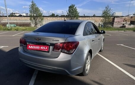 Chevrolet Cruze II, 2014 год, 500 000 рублей, 3 фотография