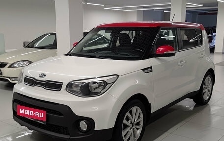 KIA Soul II рестайлинг, 2018 год, 1 680 000 рублей, 1 фотография