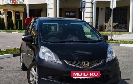 Honda Fit III, 2008 год, 720 000 рублей, 3 фотография