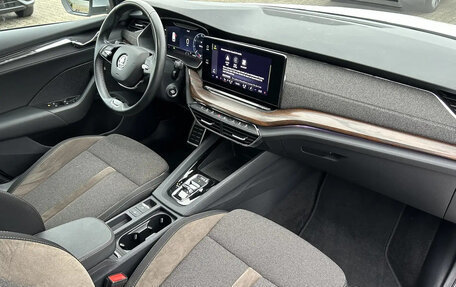 Skoda Octavia IV, 2022 год, 2 300 000 рублей, 10 фотография