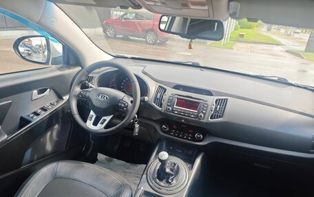 KIA Sportage III, 2011 год, 749 000 рублей, 11 фотография