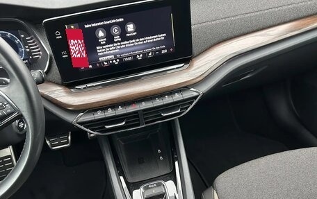 Skoda Octavia IV, 2022 год, 2 300 000 рублей, 13 фотография