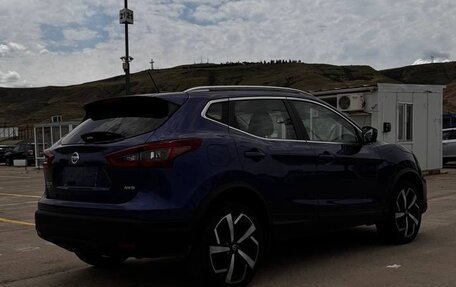 Nissan Qashqai, 2022 год, 2 000 000 рублей, 2 фотография