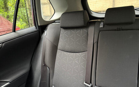 Toyota RAV4, 2019 год, 2 940 000 рублей, 6 фотография