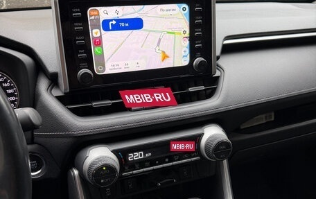 Toyota RAV4, 2019 год, 2 940 000 рублей, 4 фотография