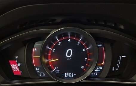 Volvo V40 Cross Country I, 2019 год, 2 100 000 рублей, 10 фотография