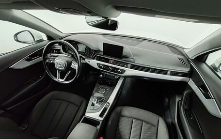 Audi A4, 2016 год, 1 999 000 рублей, 11 фотография