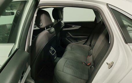 Audi A4, 2016 год, 1 999 000 рублей, 12 фотография