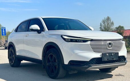 Honda Vezel, 2023 год, 1 850 000 рублей, 3 фотография