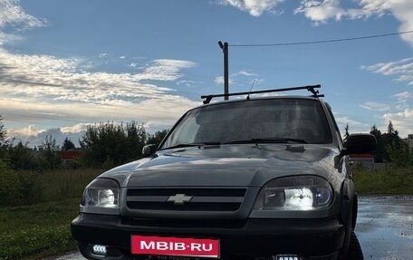 Chevrolet Niva I рестайлинг, 2007 год, 360 000 рублей, 1 фотография