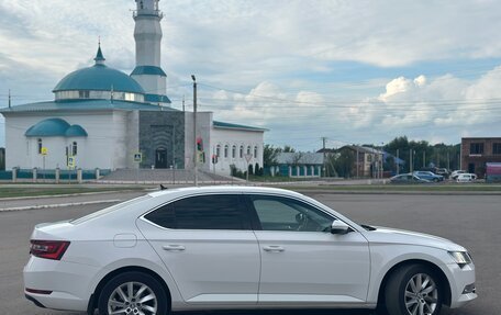 Skoda Superb III рестайлинг, 2016 год, 1 888 888 рублей, 5 фотография