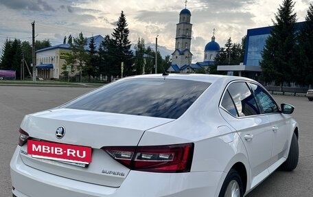 Skoda Superb III рестайлинг, 2016 год, 1 888 888 рублей, 4 фотография