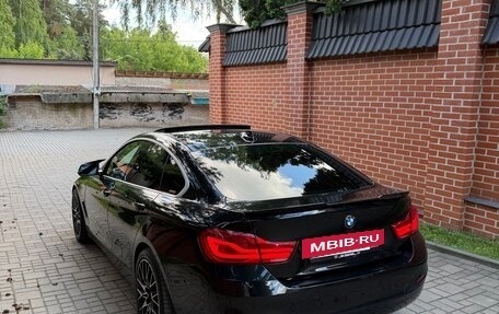 BMW 4 серия, 2018 год, 2 990 000 рублей, 19 фотография