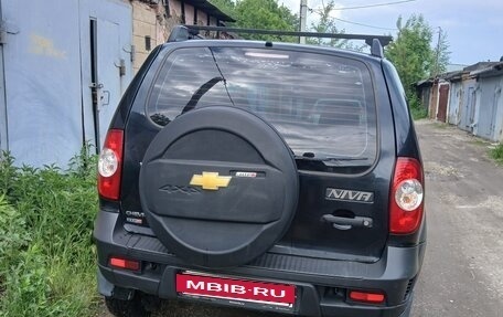 Chevrolet Niva I рестайлинг, 2011 год, 550 000 рублей, 6 фотография